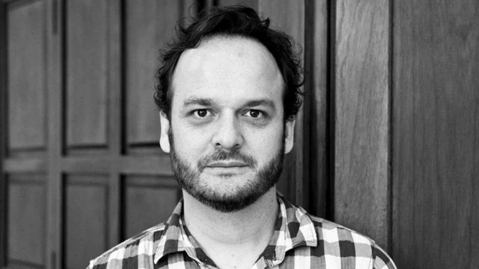 Juan Cárdenas: «El lenguaje es como una especie de ser vivo»