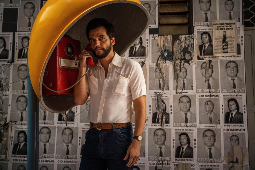 El agente secreto: El olvido es el verdadero opio de los pueblos